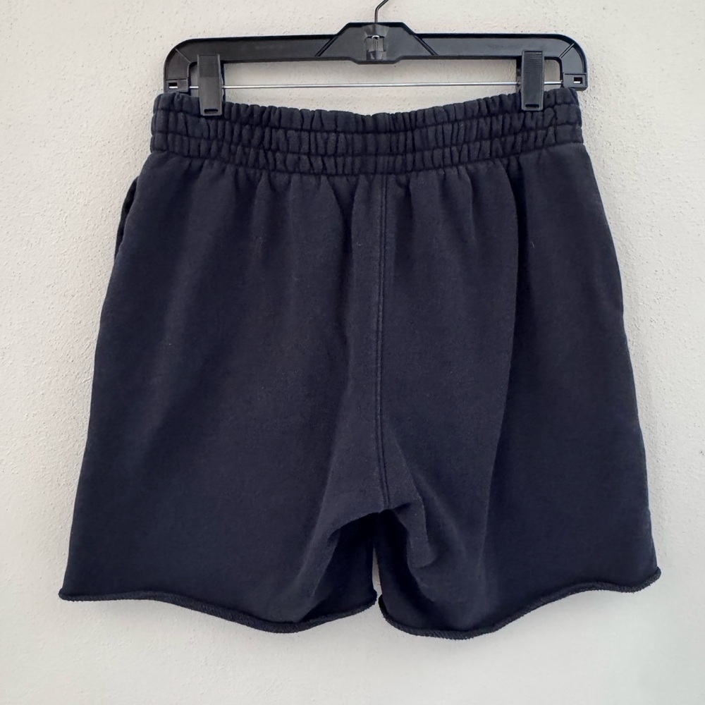 Under Armour Heavyweight Black Terry Shorts 1378601 Men's Size M - Picture 5 of 10